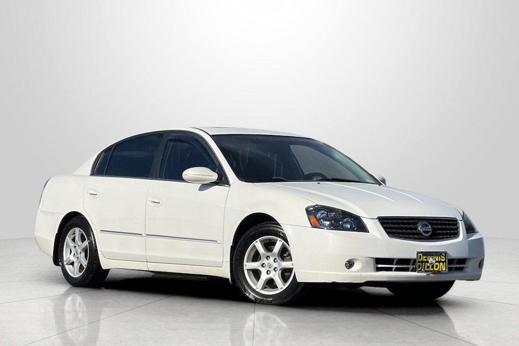 Used 2005 Nissan Altima 2.5 SL Sedan