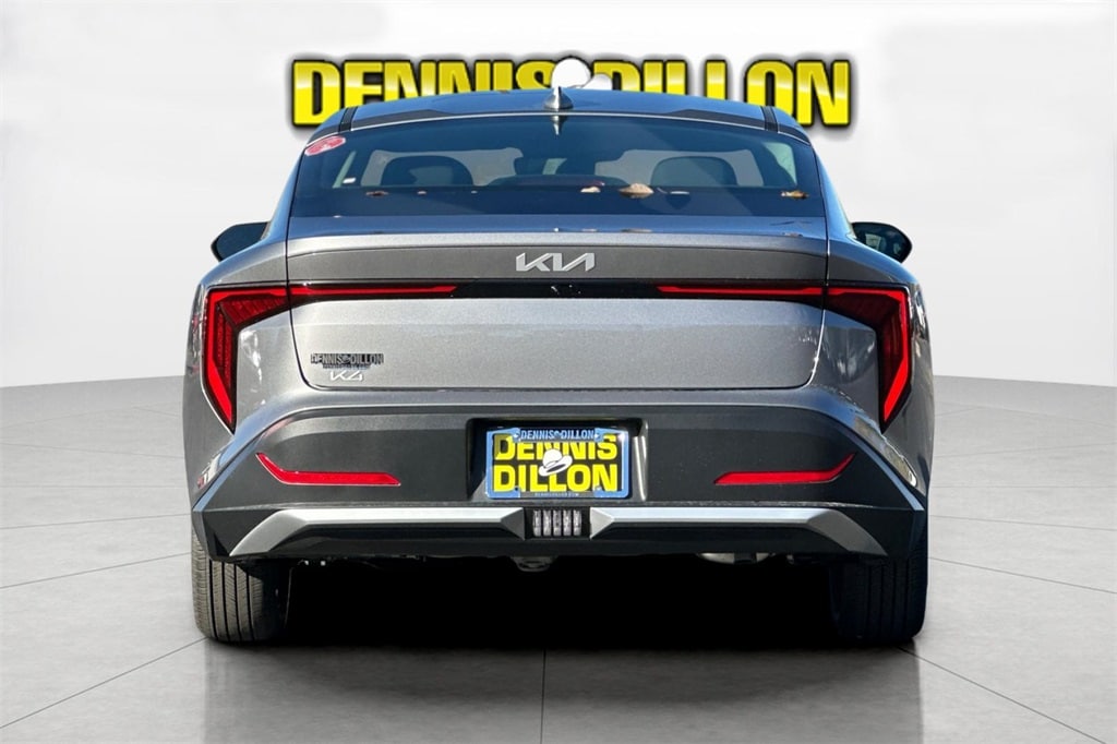 New 2025 Kia K4 LXS Sedan